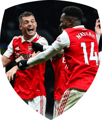 arsenal_players_in_logo_frame (1)